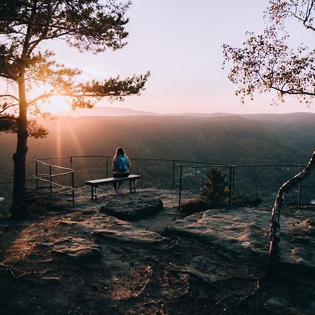 Penzion U Vyhlídky Chřibská Esterno foto