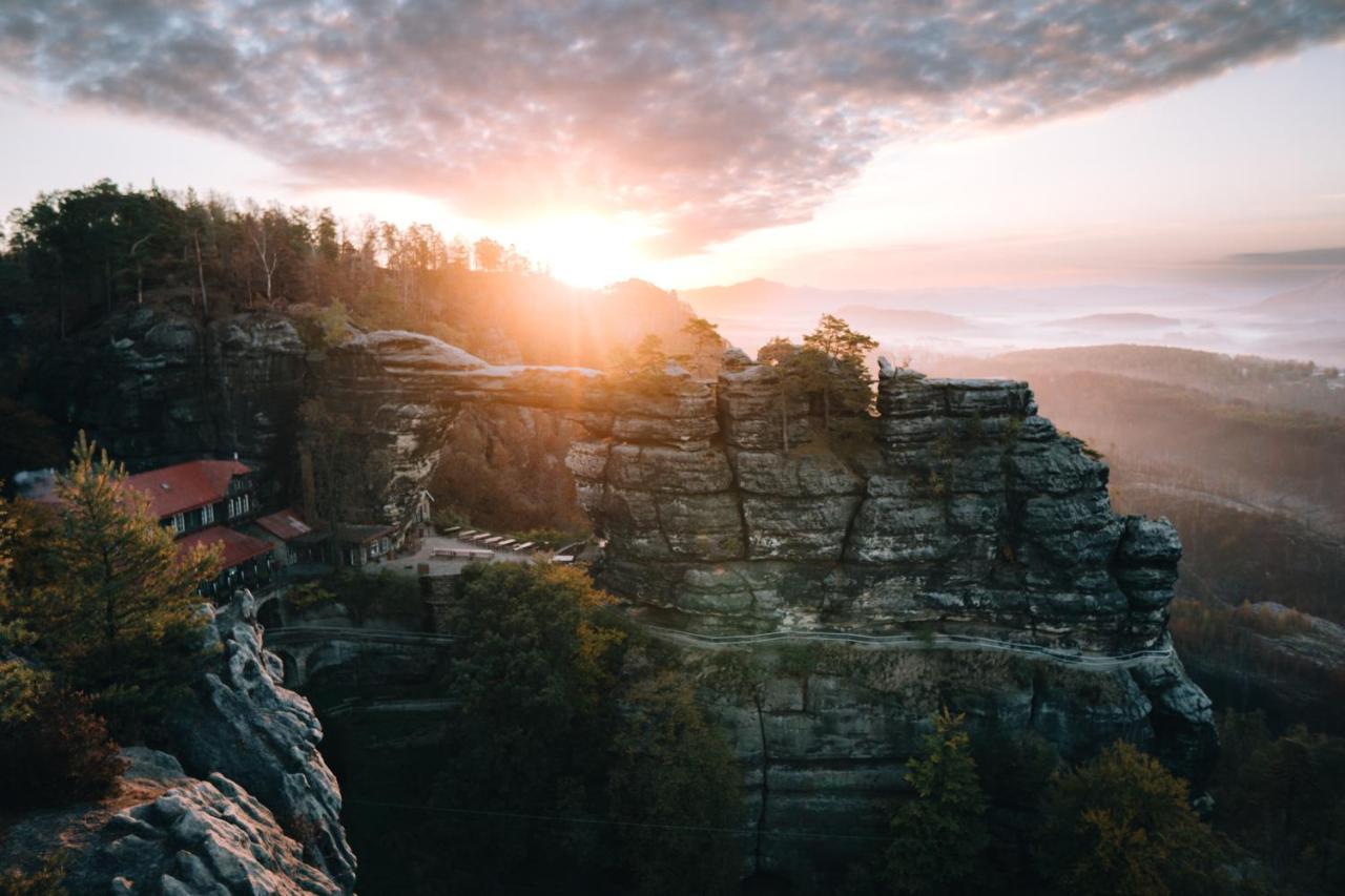 Penzion U Vyhlídky Chřibská Esterno foto